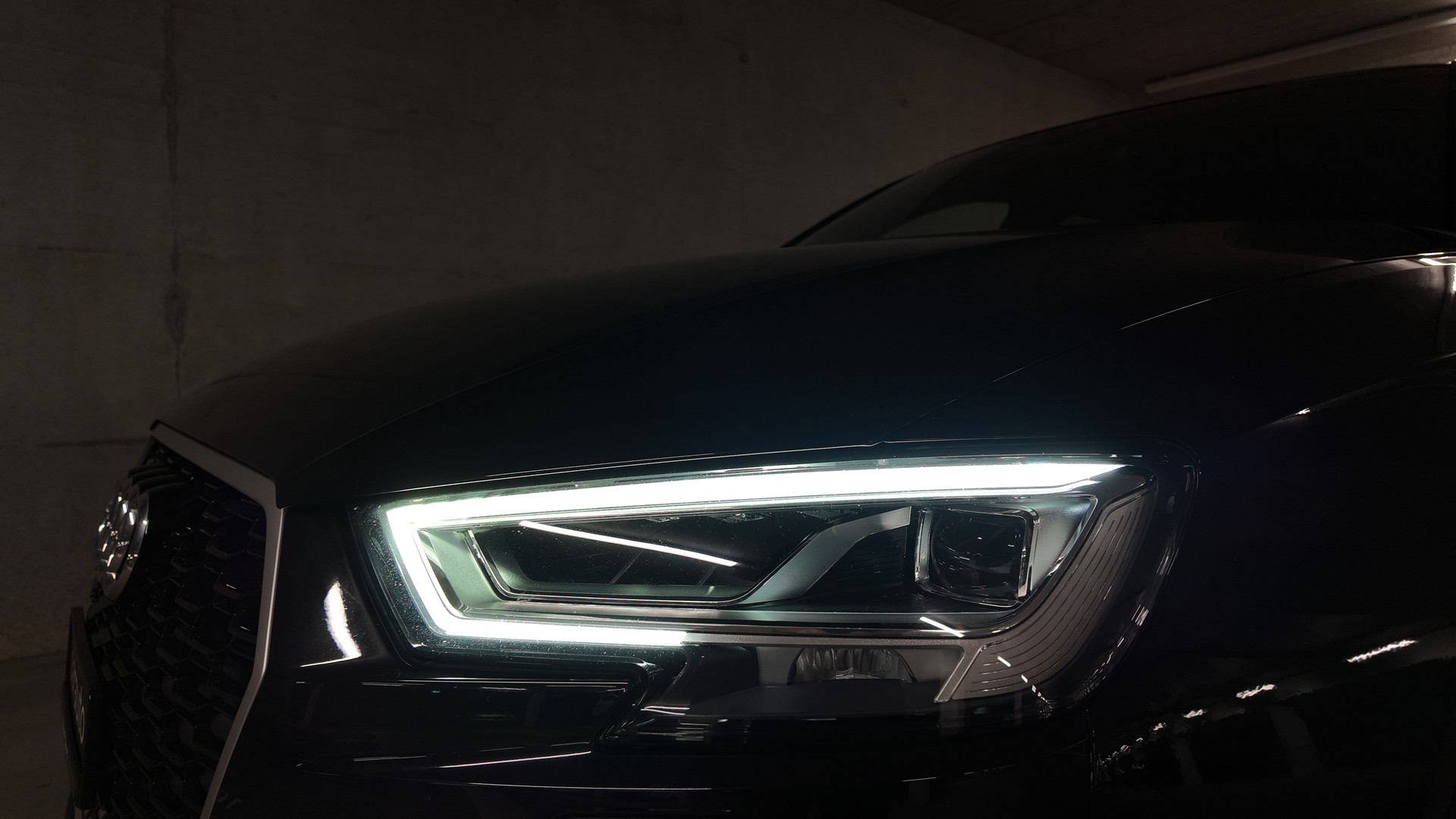 AUDI RS3 Sportback 2.5 TSI quattro S-tronic-image-6