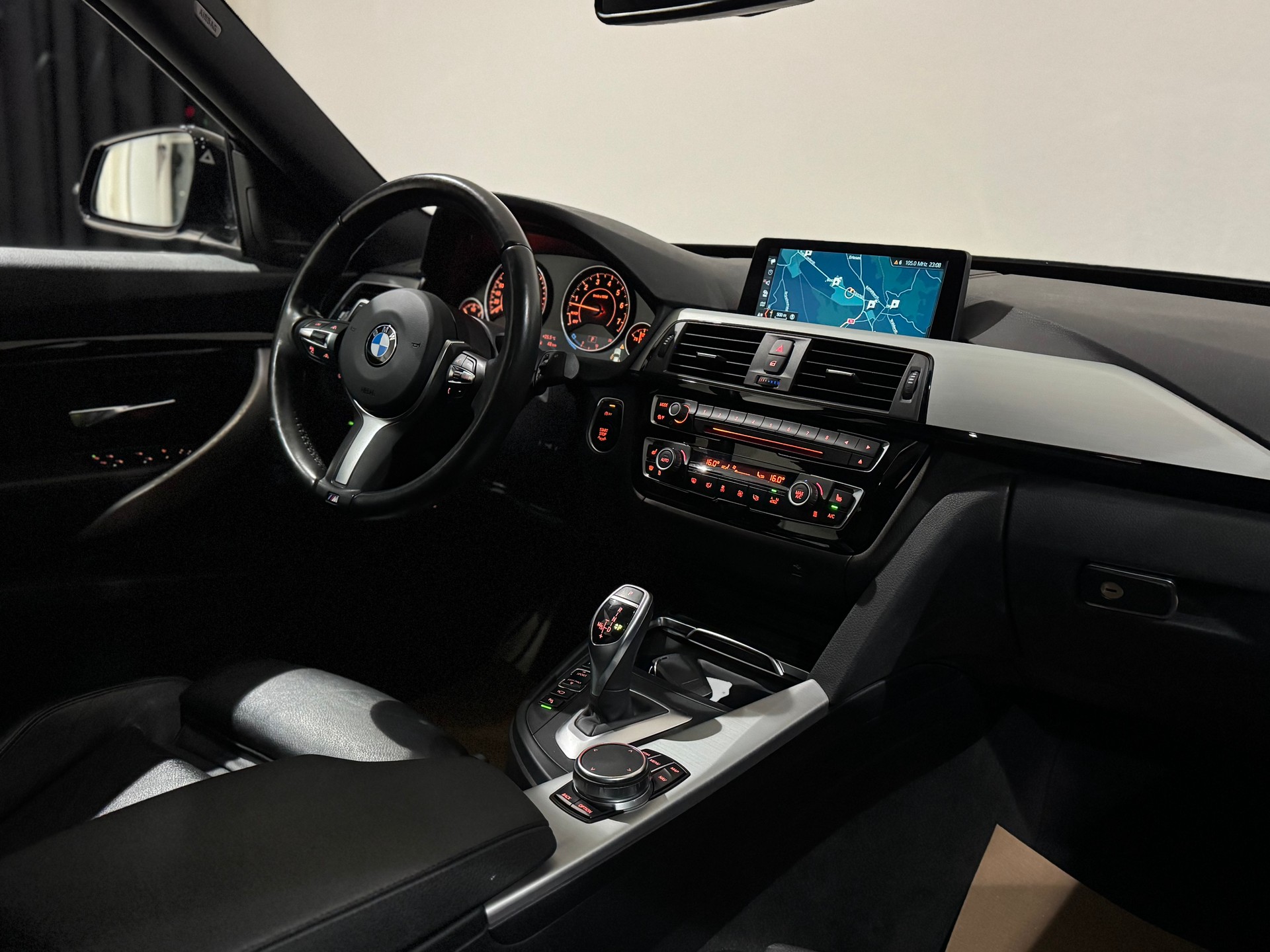 BMW 340i GT xDrive M Sport Steptronic | AHK 1800Kg |-image-14