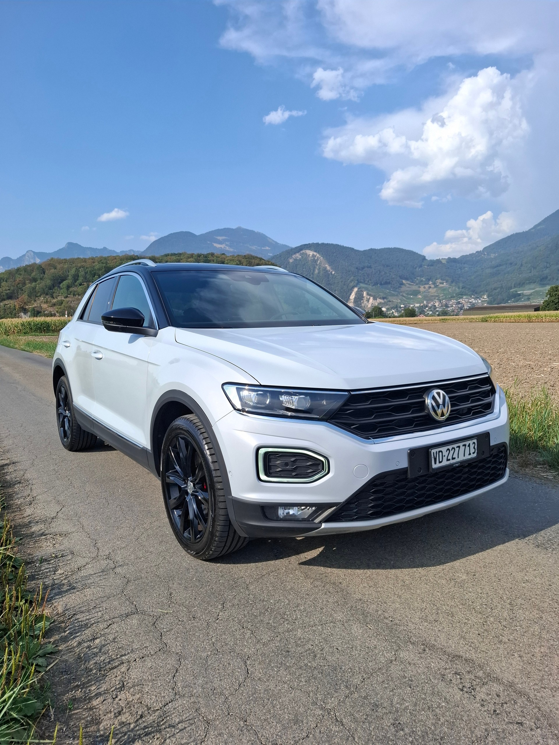 VW 2.0 TSI Sport DSG 4motion-image-0