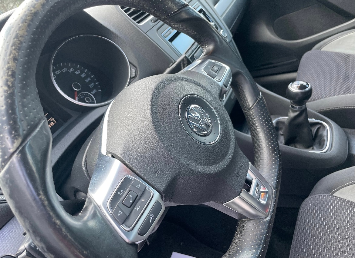 VW Golf 1.4 TSI R-Line-image-12