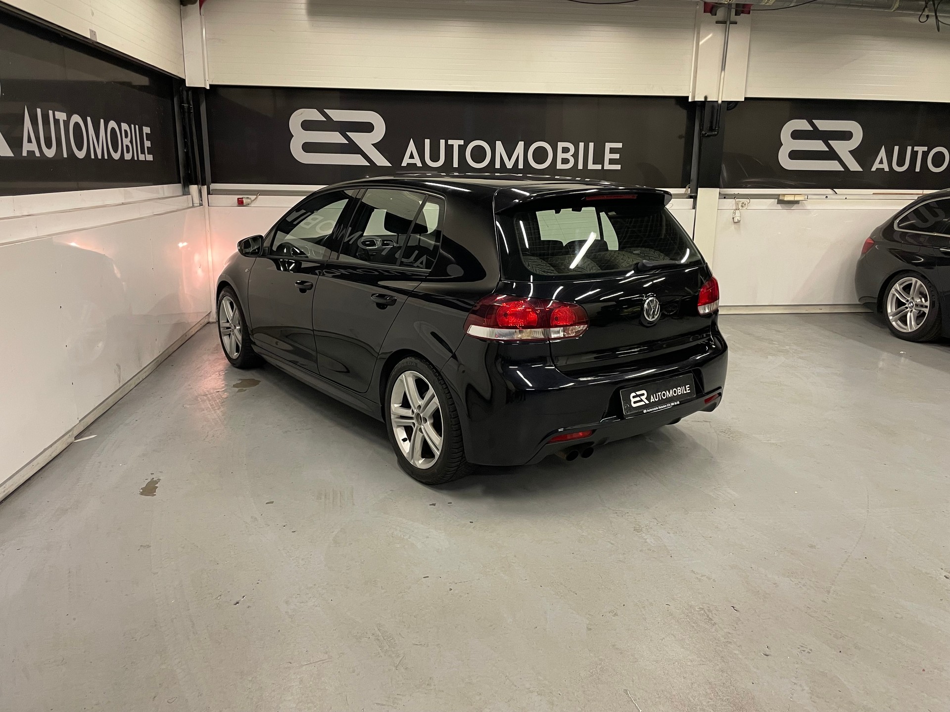 VW Golf 1.4 TFSI R-Line-image-7