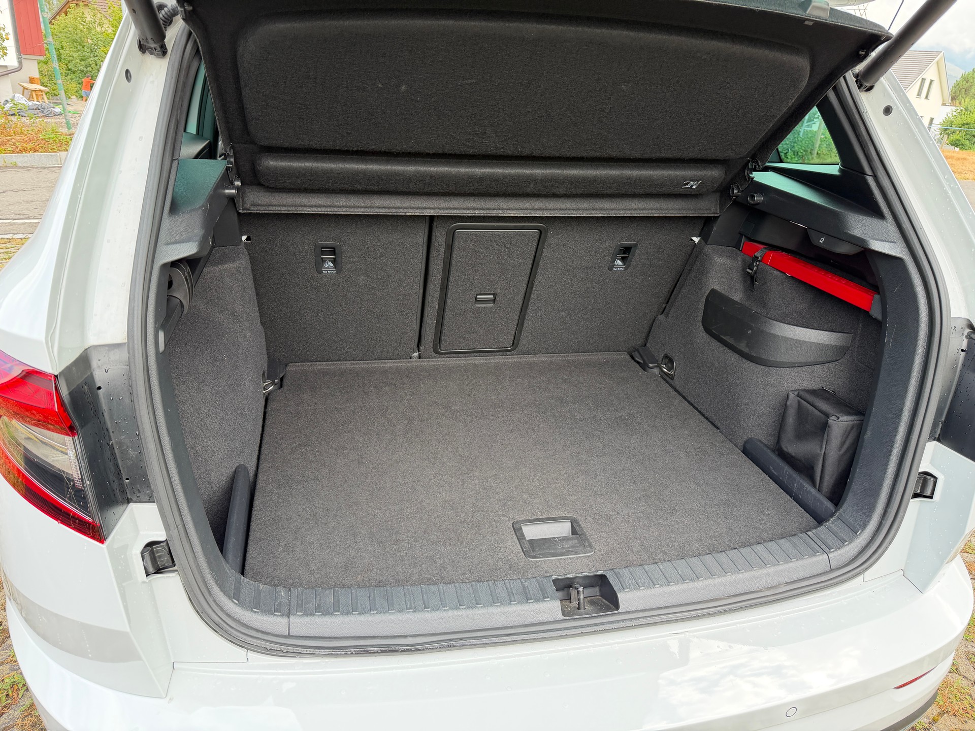 SKODA Karoq 2.0 TSI SportLine 4x4 DSG-image-8