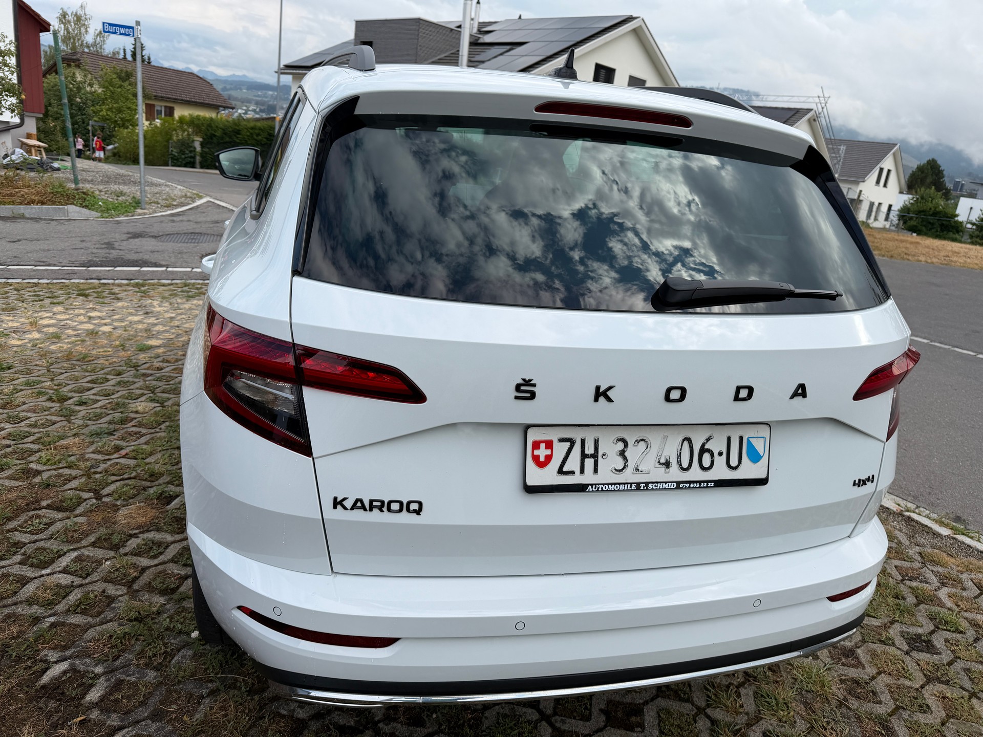 SKODA Karoq 2.0 TSI SportLine 4x4 DSG-image-2