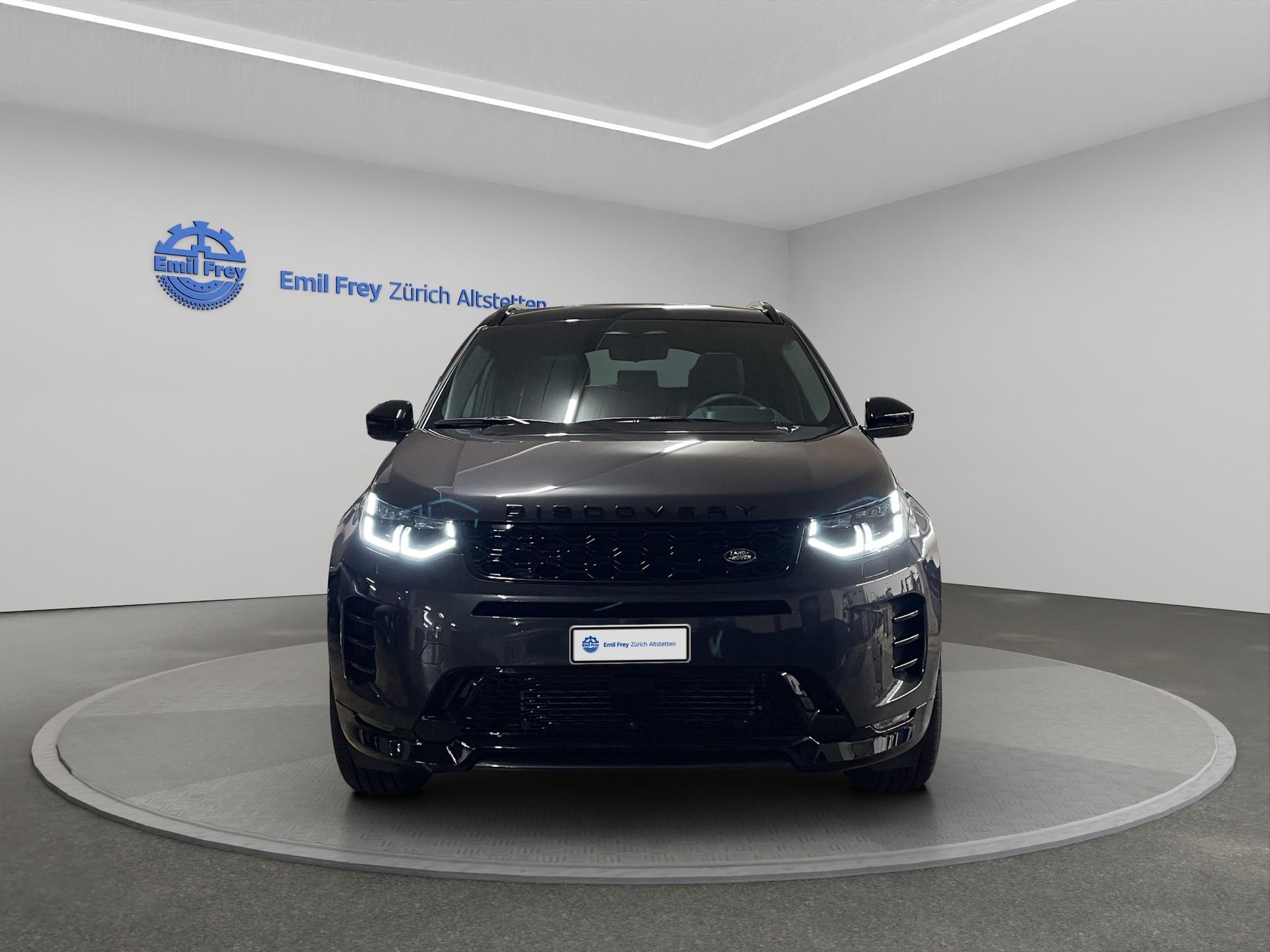 LAND ROVER Discovery Sport 1.5 T 270e Landmark (Plug-in Hybrid)-image-4