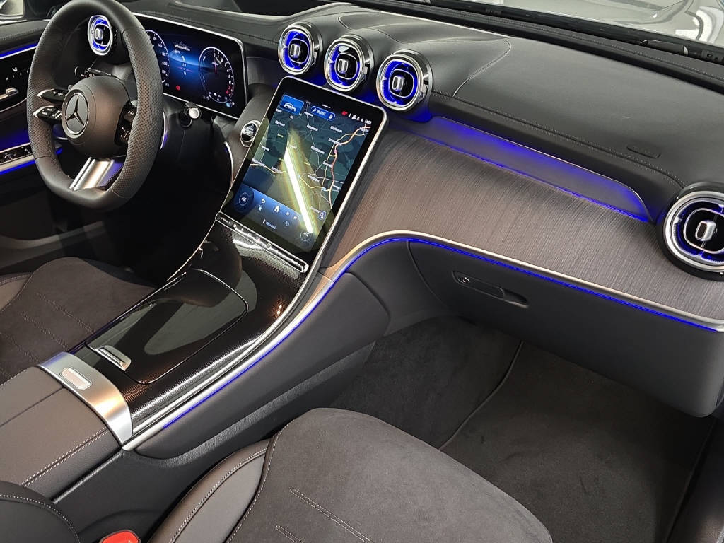 MERCEDES-BENZ GLC 400 e AMG Line 4Matic EQ Star-image-10