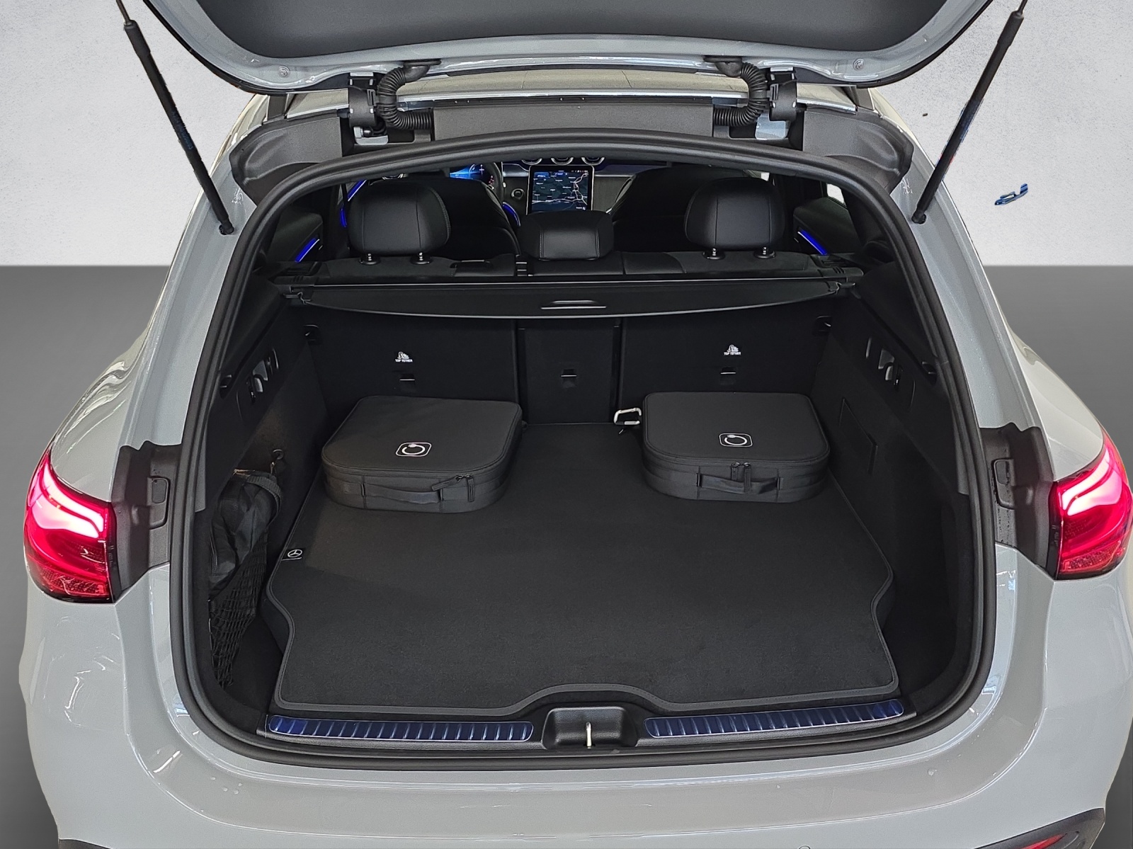 MERCEDES-BENZ GLC 400 e AMG Line 4Matic EQ Star-image-8