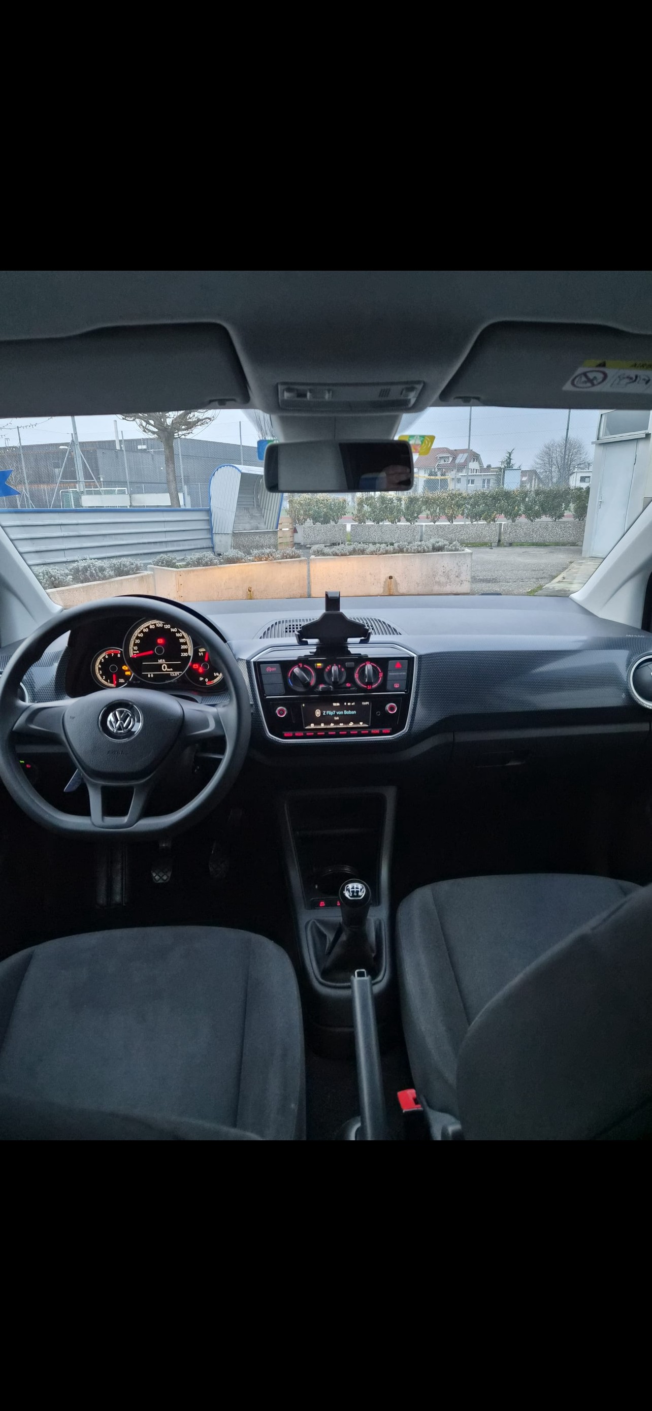 VW 1.0 MPI 60 BMT Move-image-3