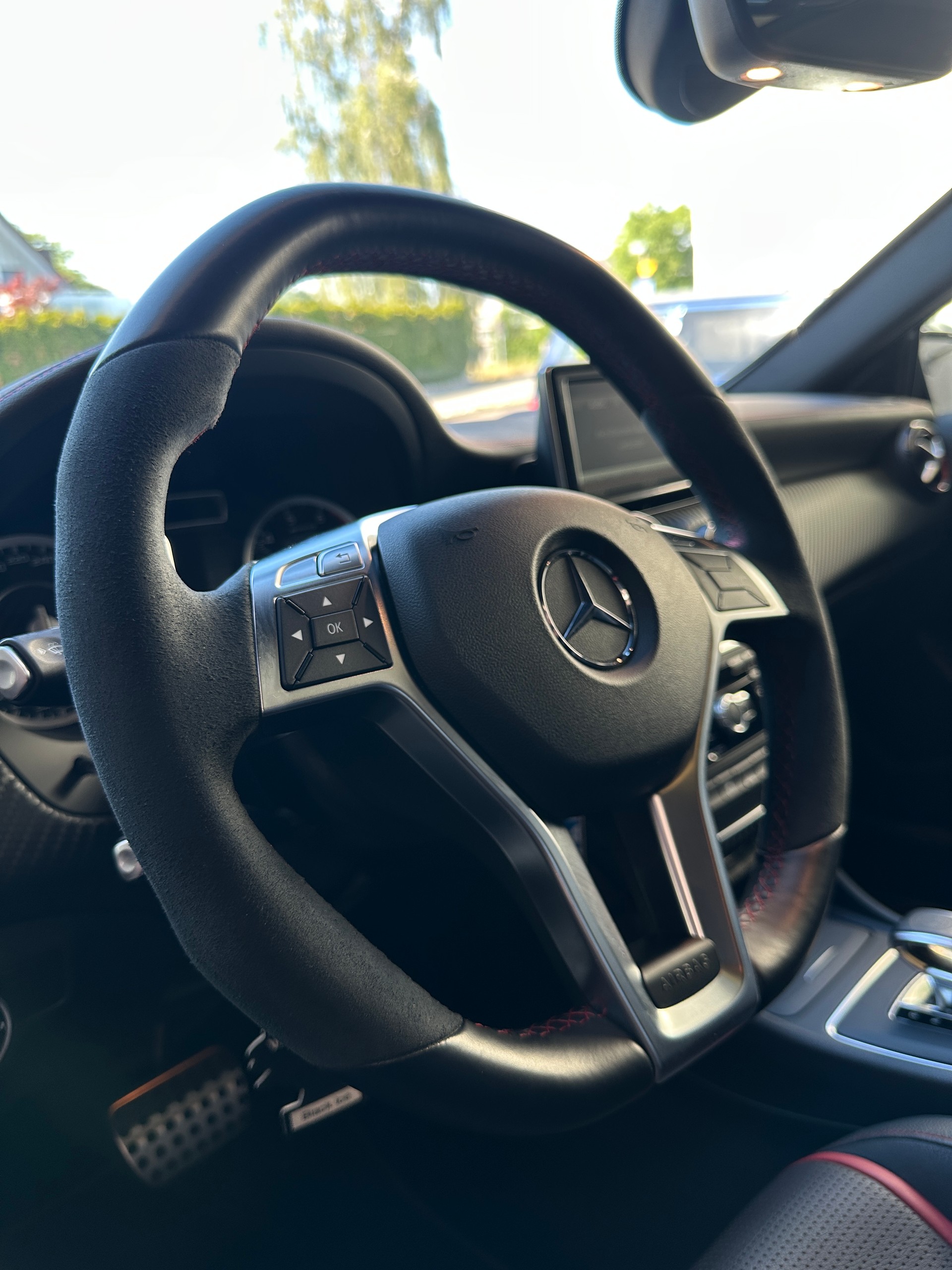MERCEDES-BENZ A 45 AMG 4m-image-3