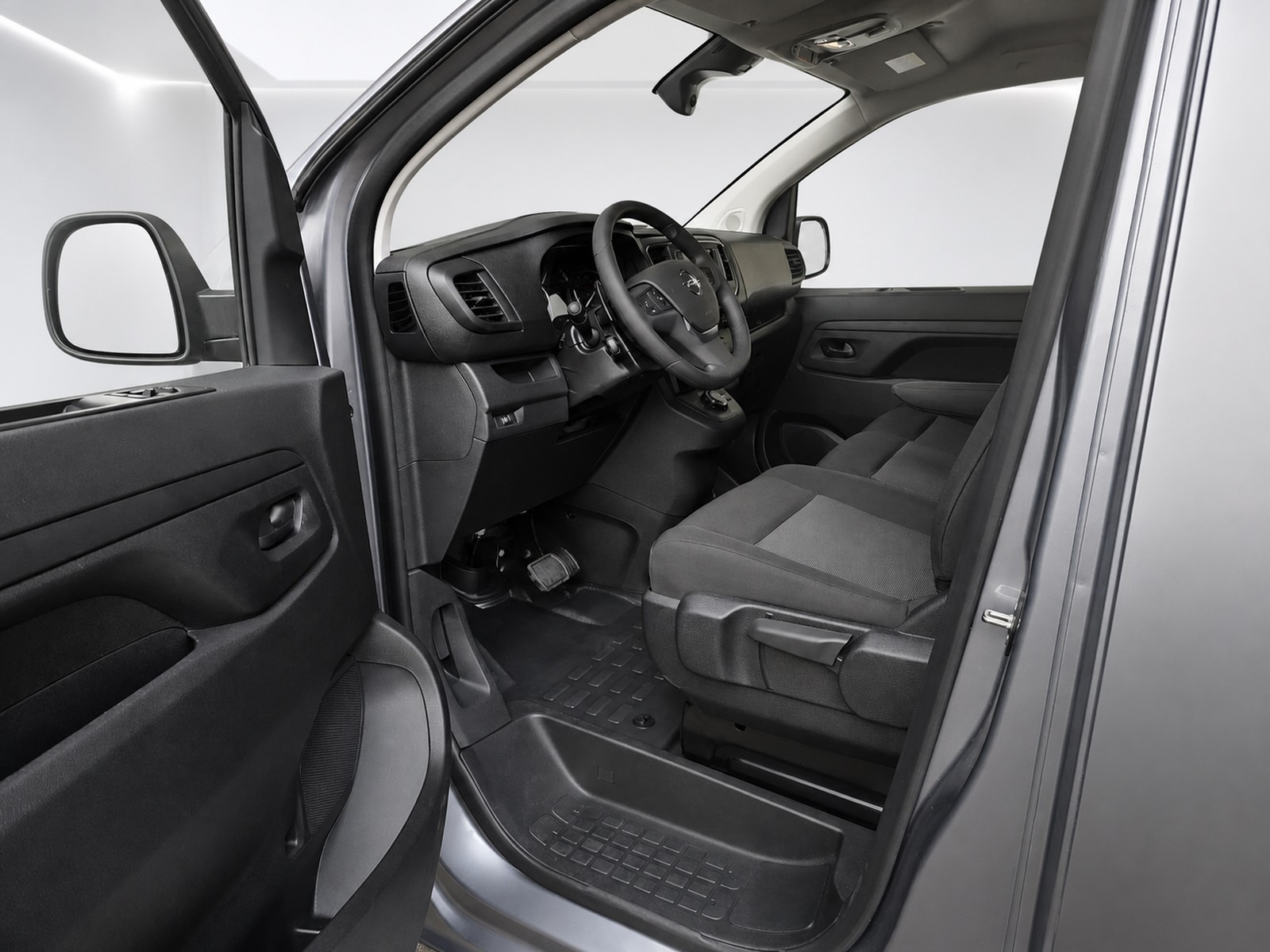 OPEL Vivaro Cargo 2.0 D s/s M-image-8