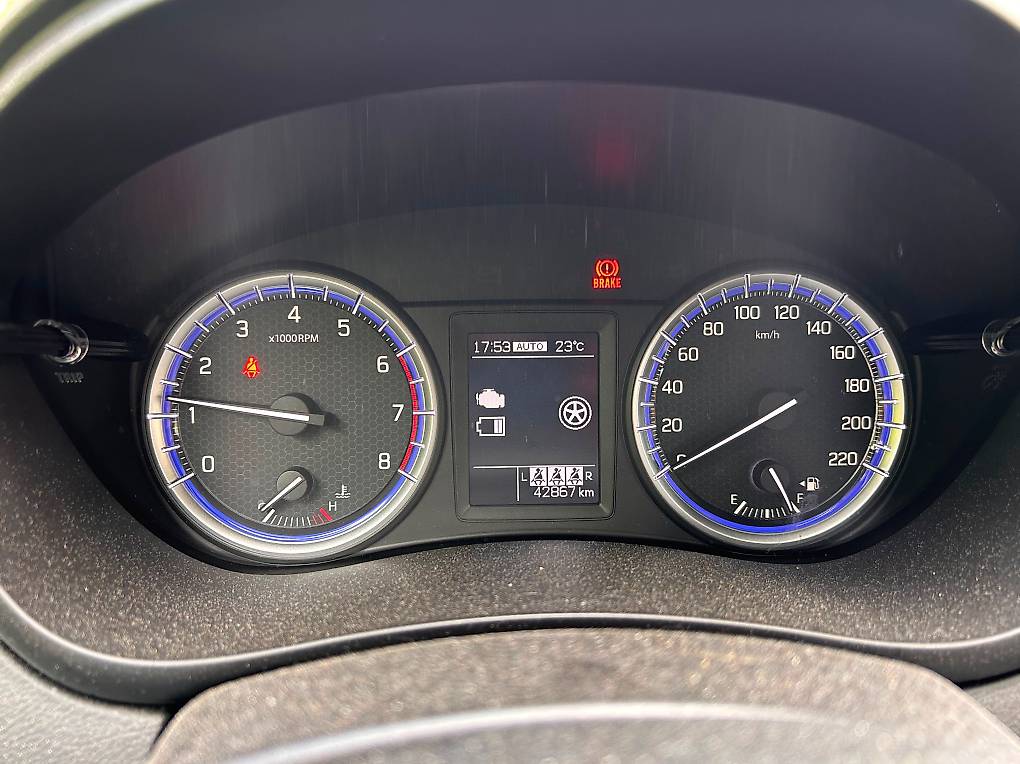 SUZUKI S-CROSS-image-4