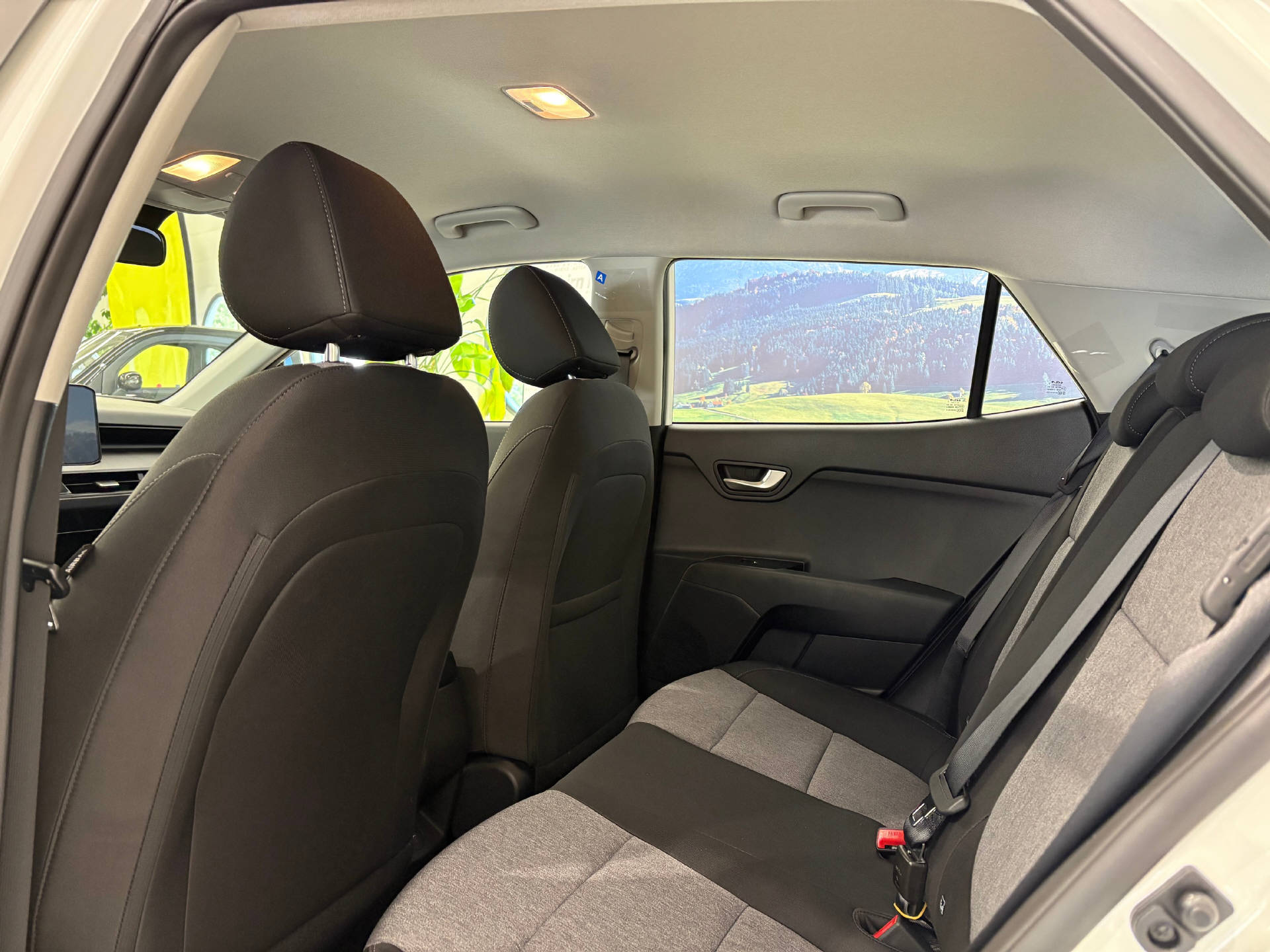 KIA Stonic 1.0 T-GDi-image-12