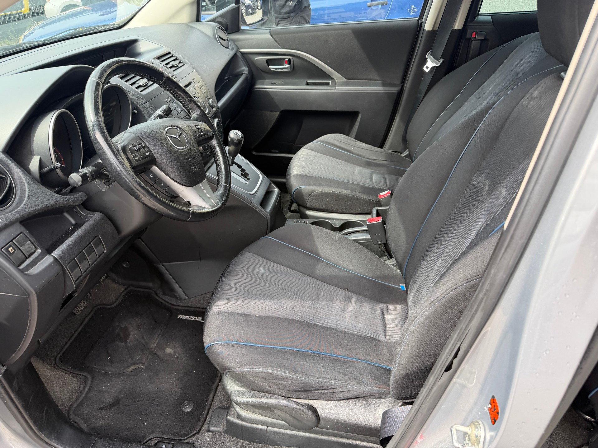 MAZDA 5 2.0 16V Sport Activematic-image-6