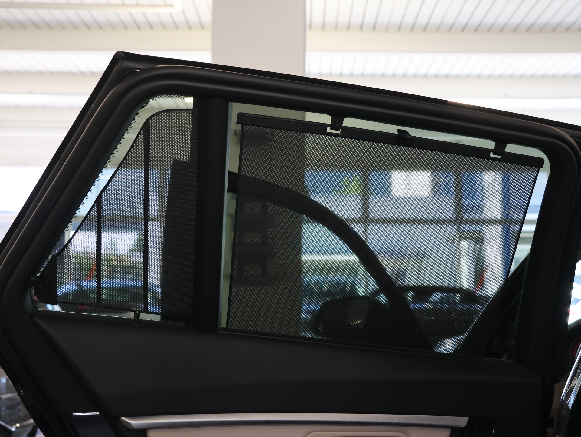 BMW 330i xDrive Touring *Rückfahrkamera* *Sitzheizung*-image-33