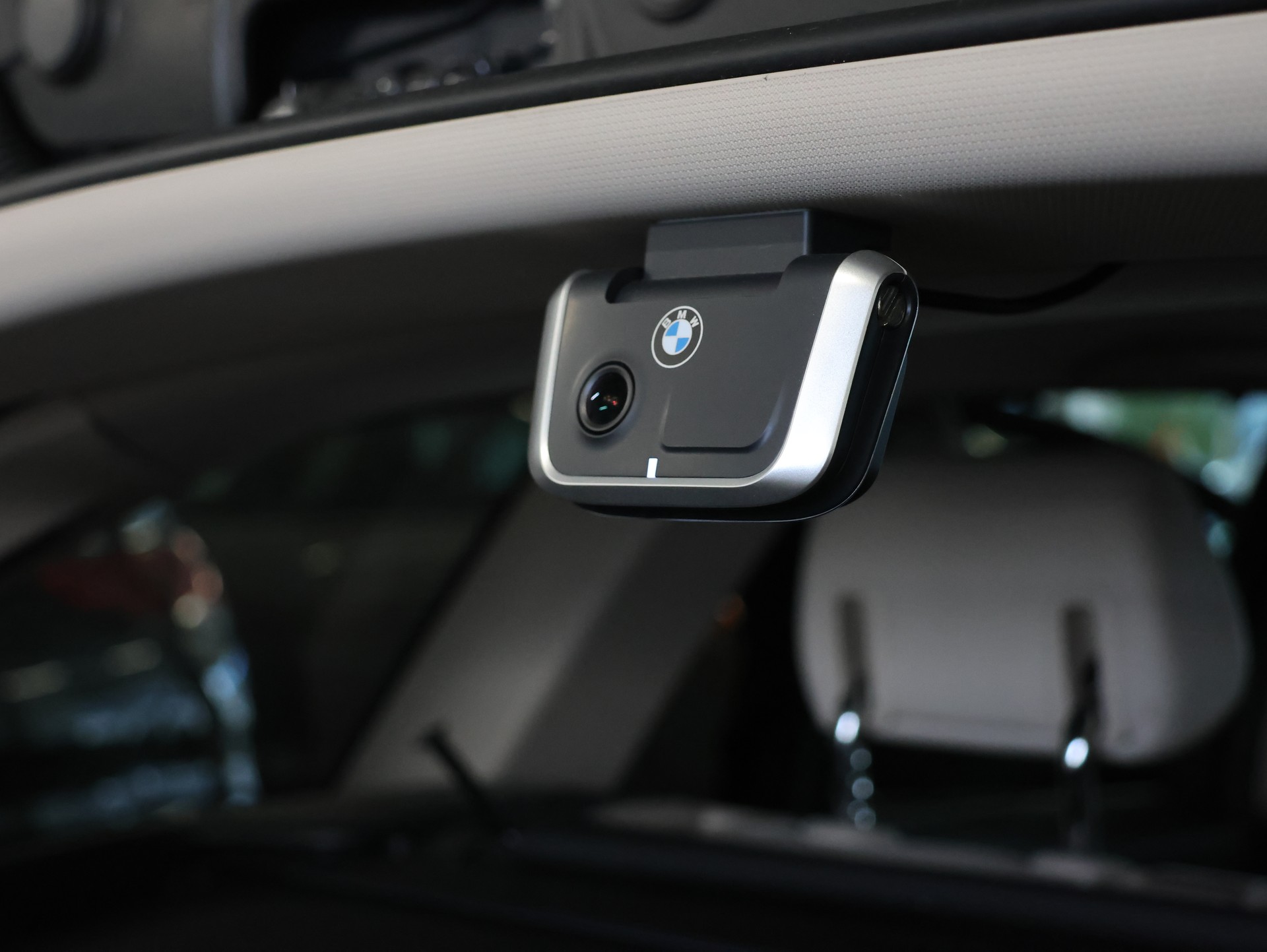 BMW 330i xDrive Touring *Rückfahrkamera* *Sitzheizung*-image-34