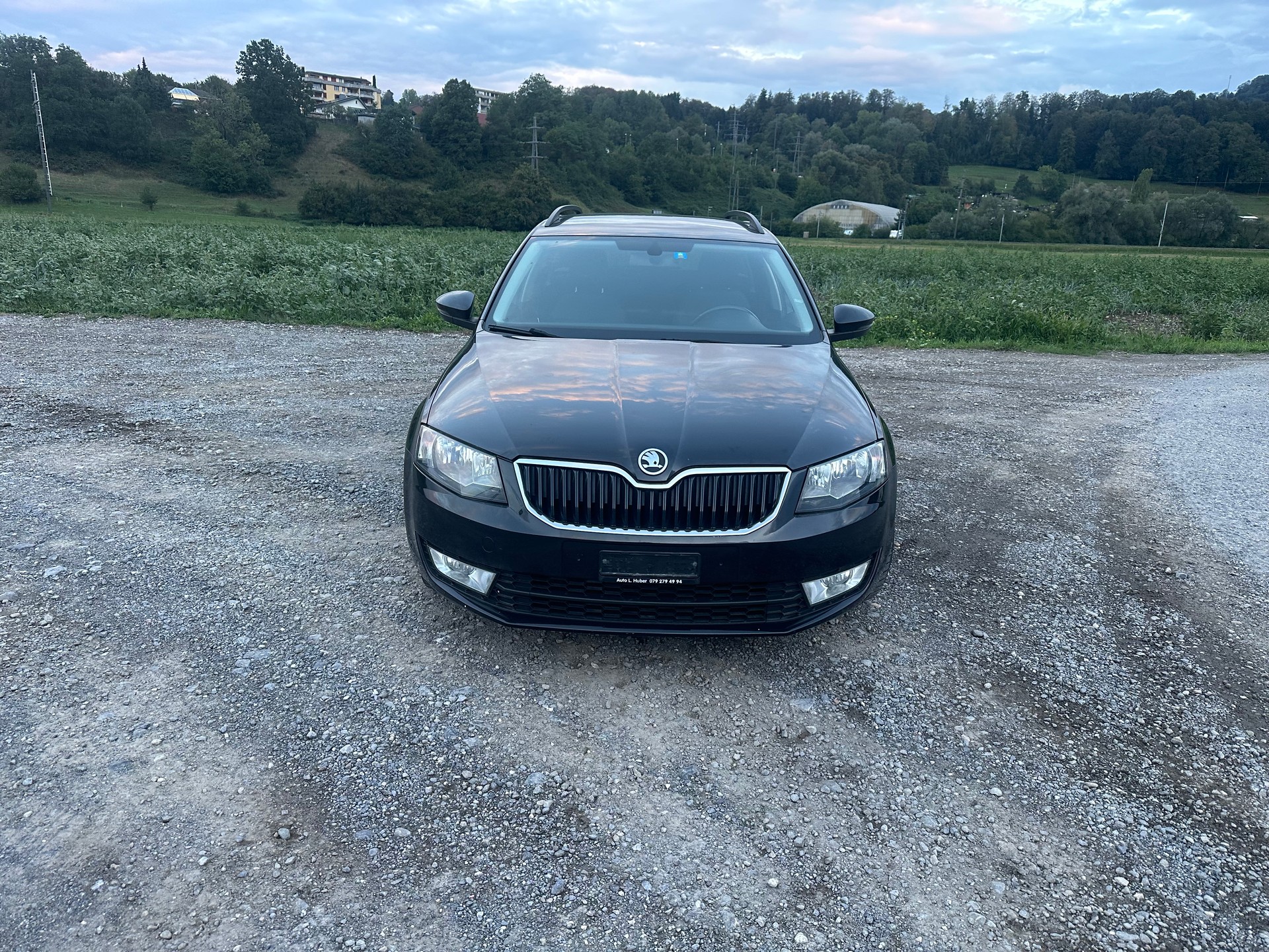 SKODA Octavia Combi 1.6 TDI Active DSG-image-2