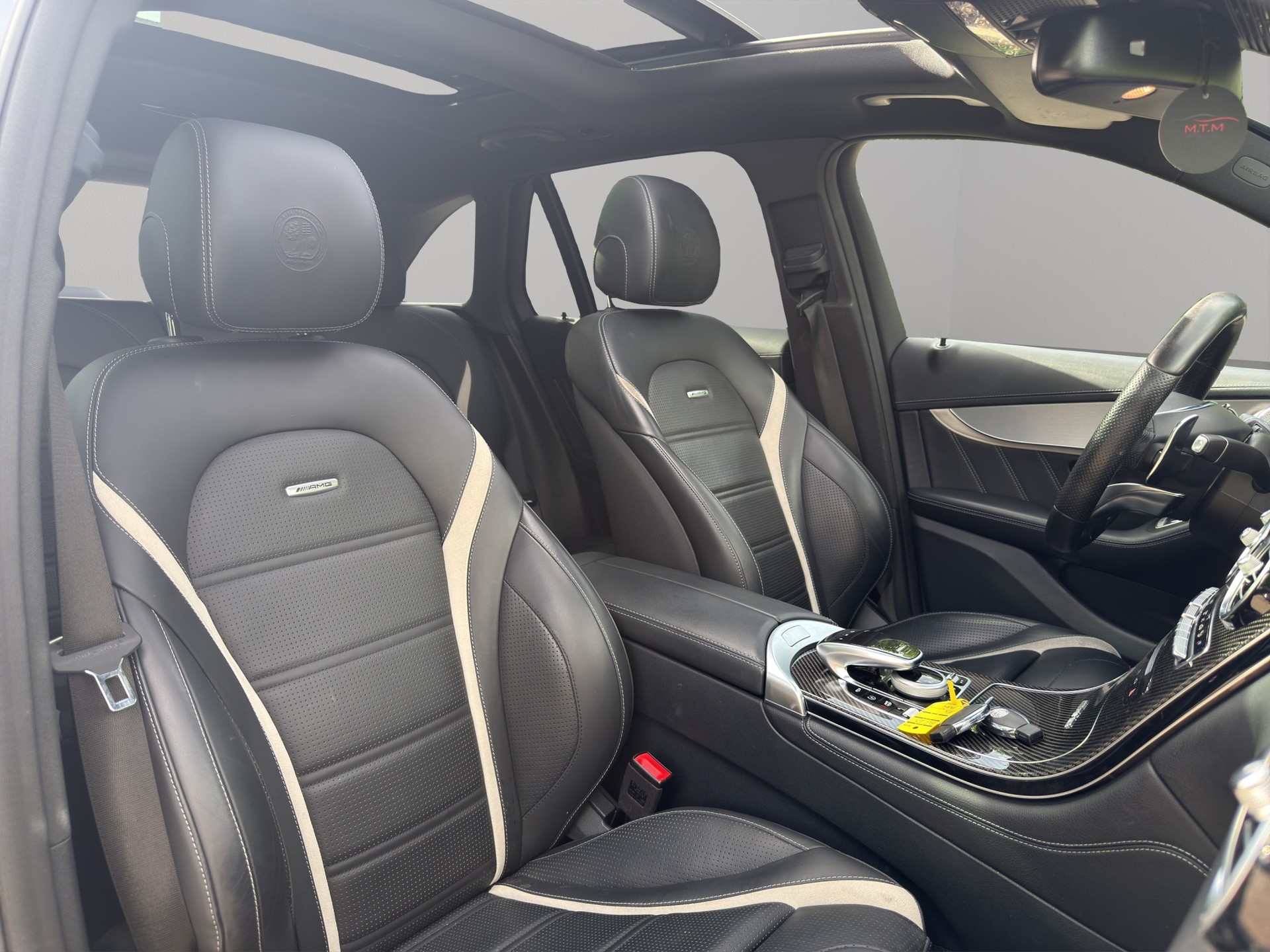 MERCEDES-BENZ GLC 63 S AMG 4Matic+ 9G-Tronic-image-21