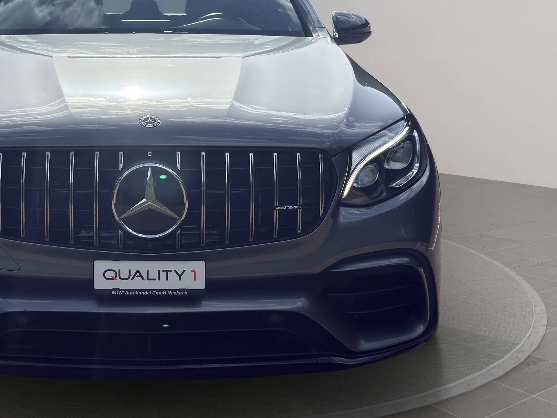 MERCEDES-BENZ GLC 63 S AMG 4Matic+ 9G-Tronic-image-4