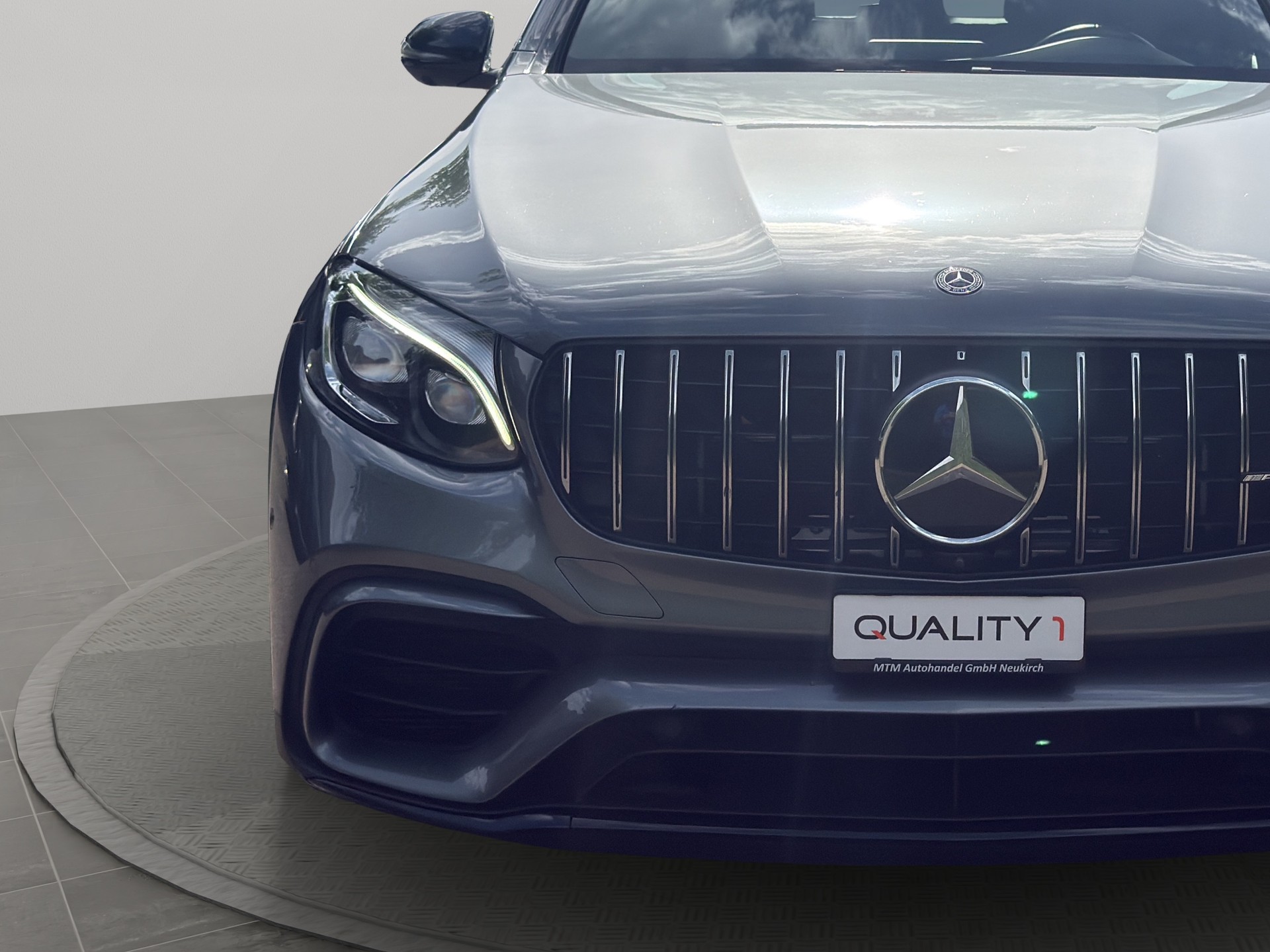 MERCEDES-BENZ GLC 63 S AMG 4Matic+ 9G-Tronic-image-3