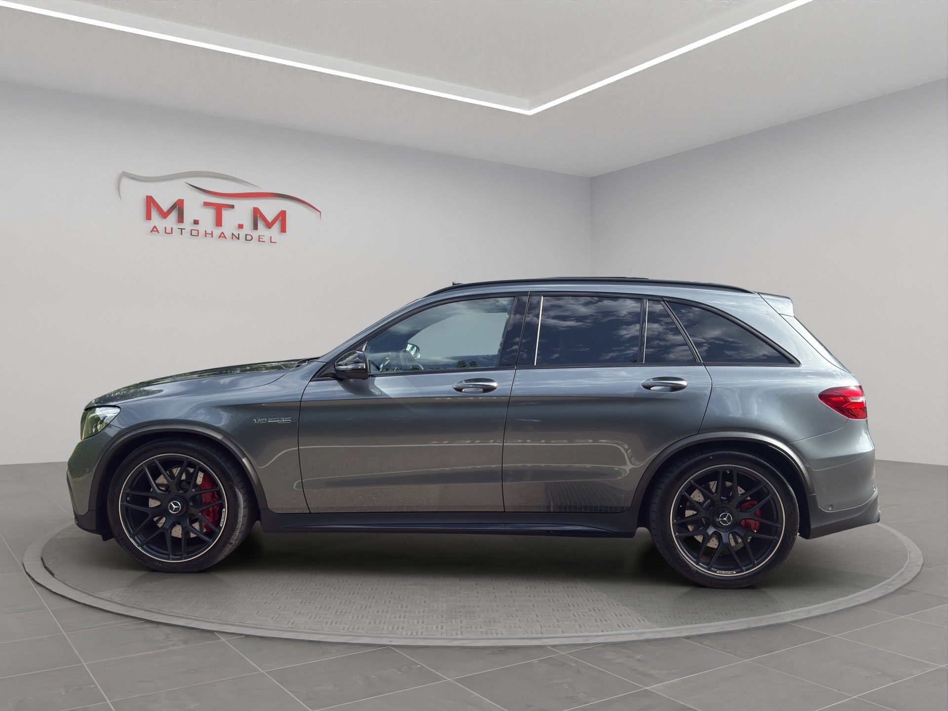 MERCEDES-BENZ GLC 63 S AMG 4Matic+ 9G-Tronic-image-7