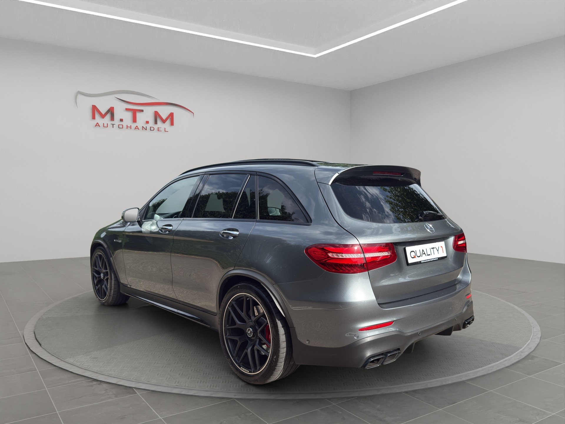MERCEDES-BENZ GLC 63 S AMG 4Matic+ 9G-Tronic-image-8