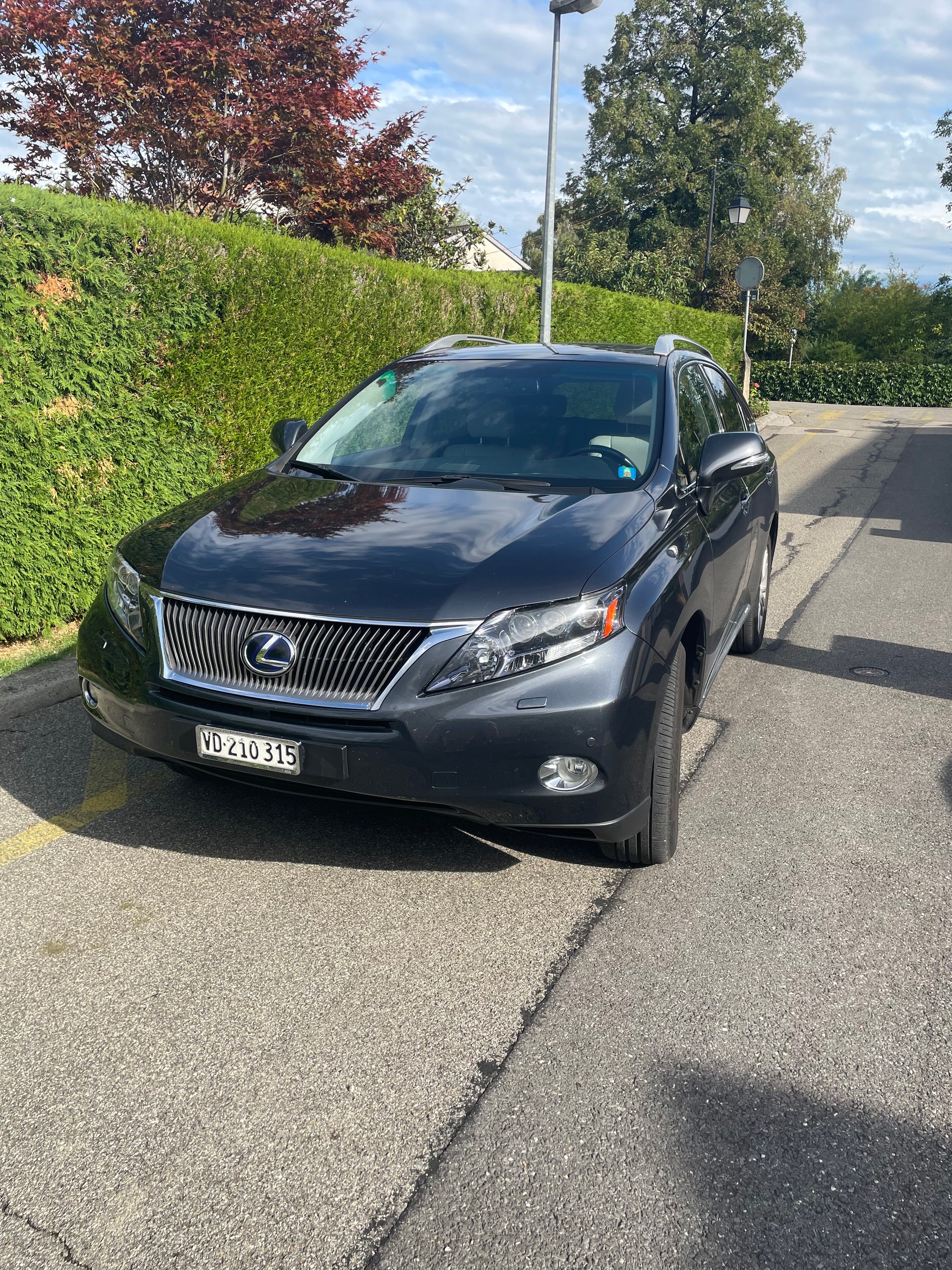 LEXUS 450h Executive-image-0