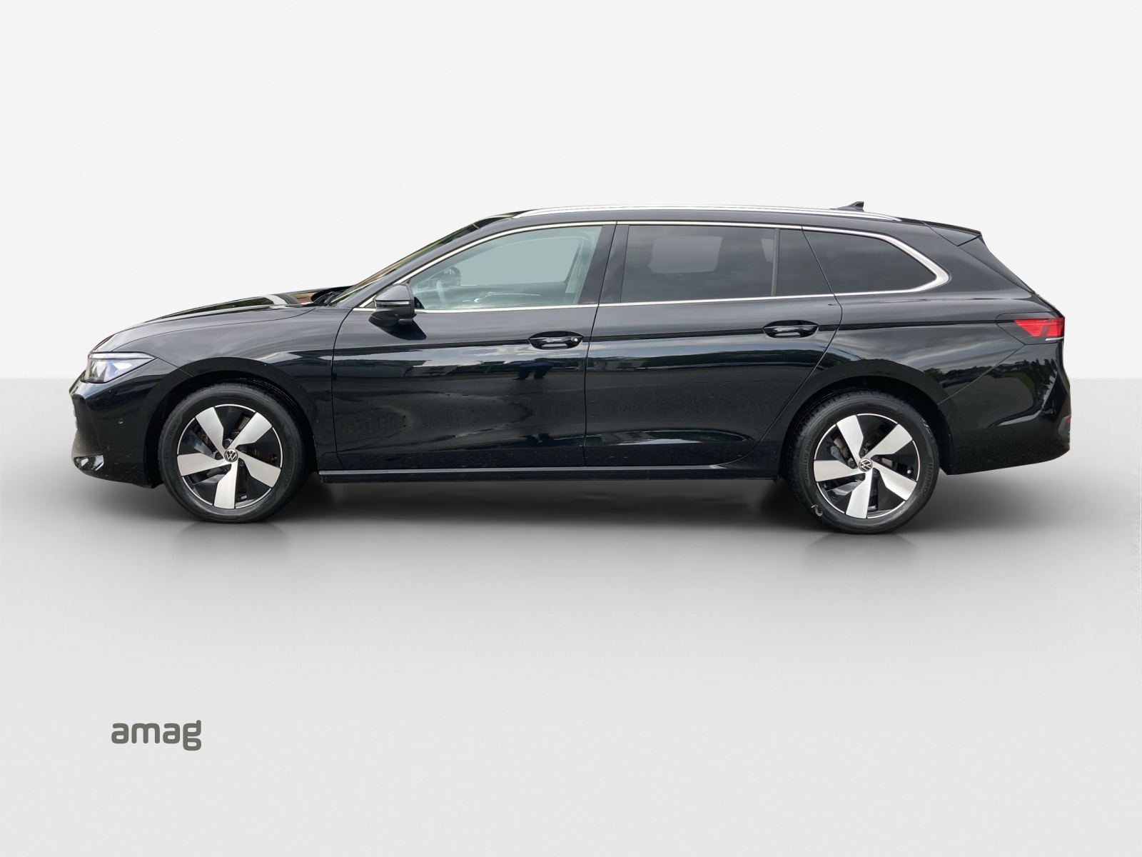 VW Passat Variant 2.0 TDI evo Business 4 Motion DSG-image-1