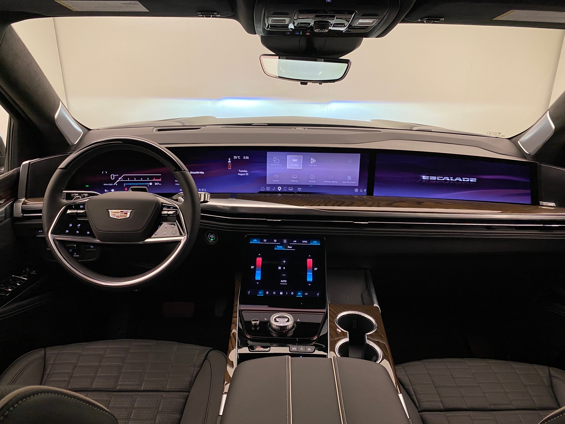 CADILLAC Escalade Platinum Sport-image-6