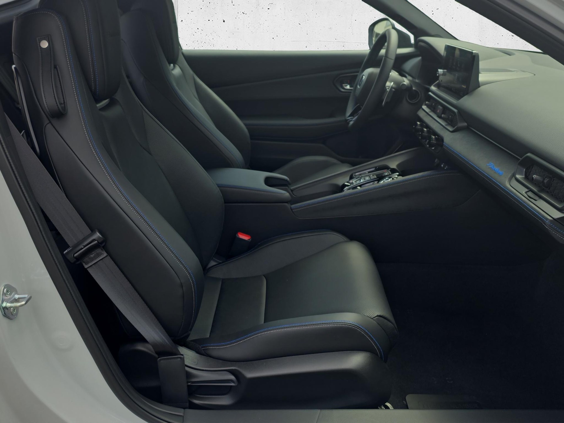 HONDA Prelude 2.0 i-MMD Advance-image-15