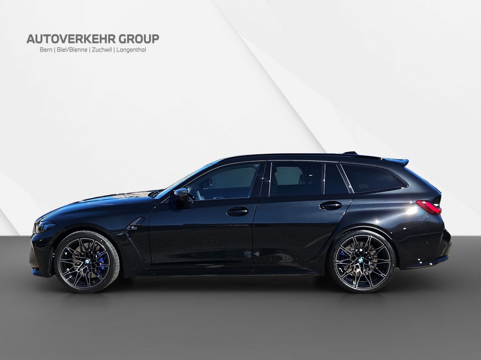 BMW M3 Competition xDrive Touring-image-2
