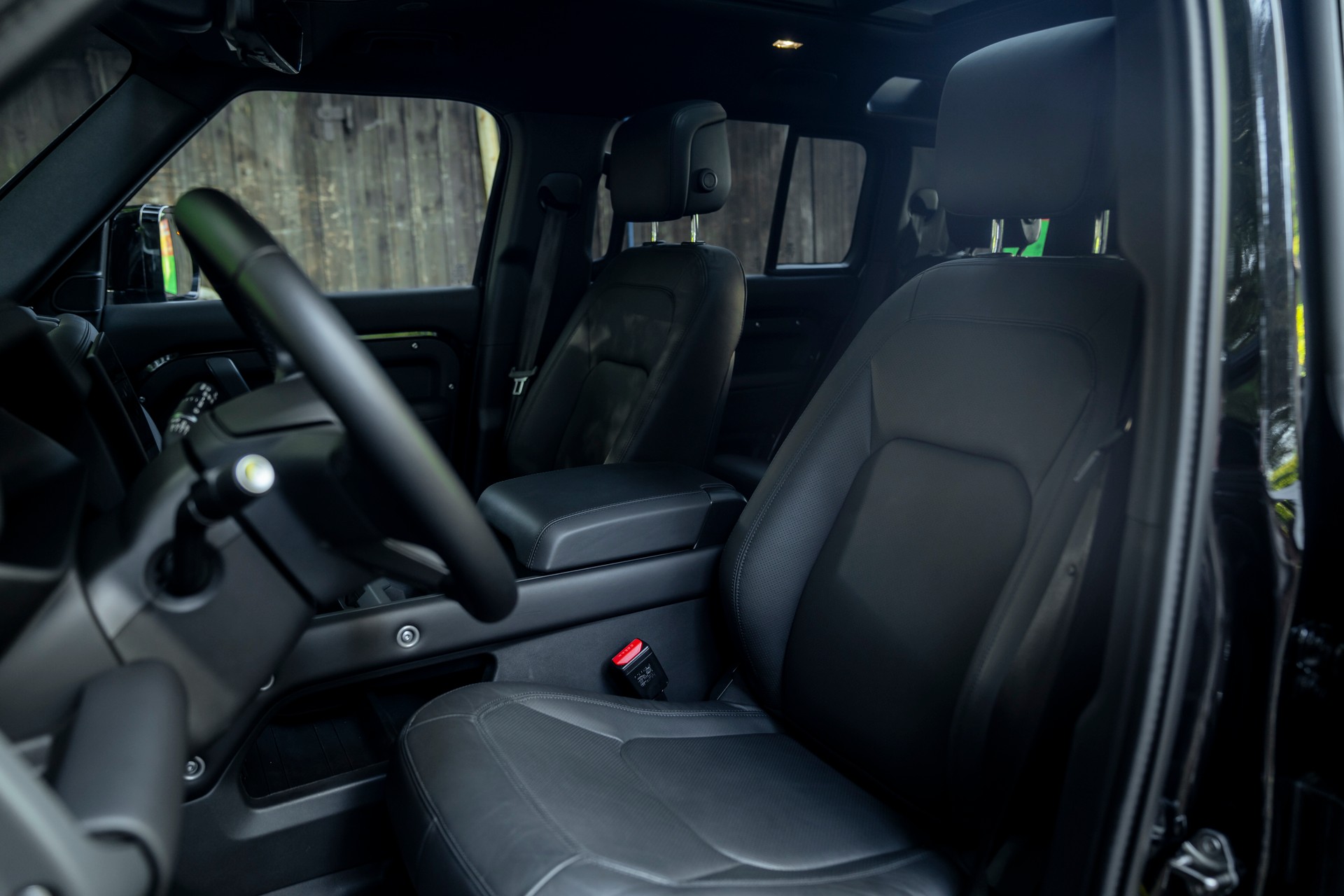 LAND ROVER 3.0 D I6 300 X-Dynamic HSE-image-6