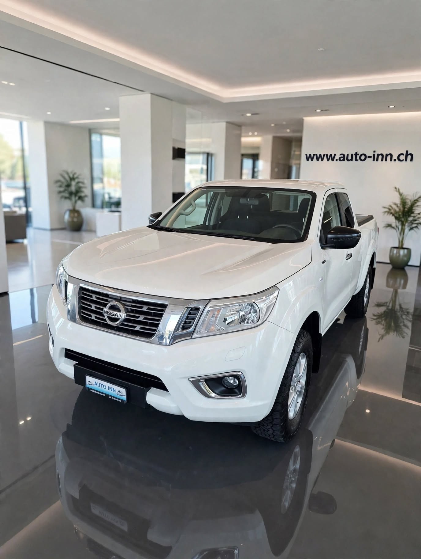 NISSAN Navara King Cab Acenta 2.3 dCi 4WD-image-0