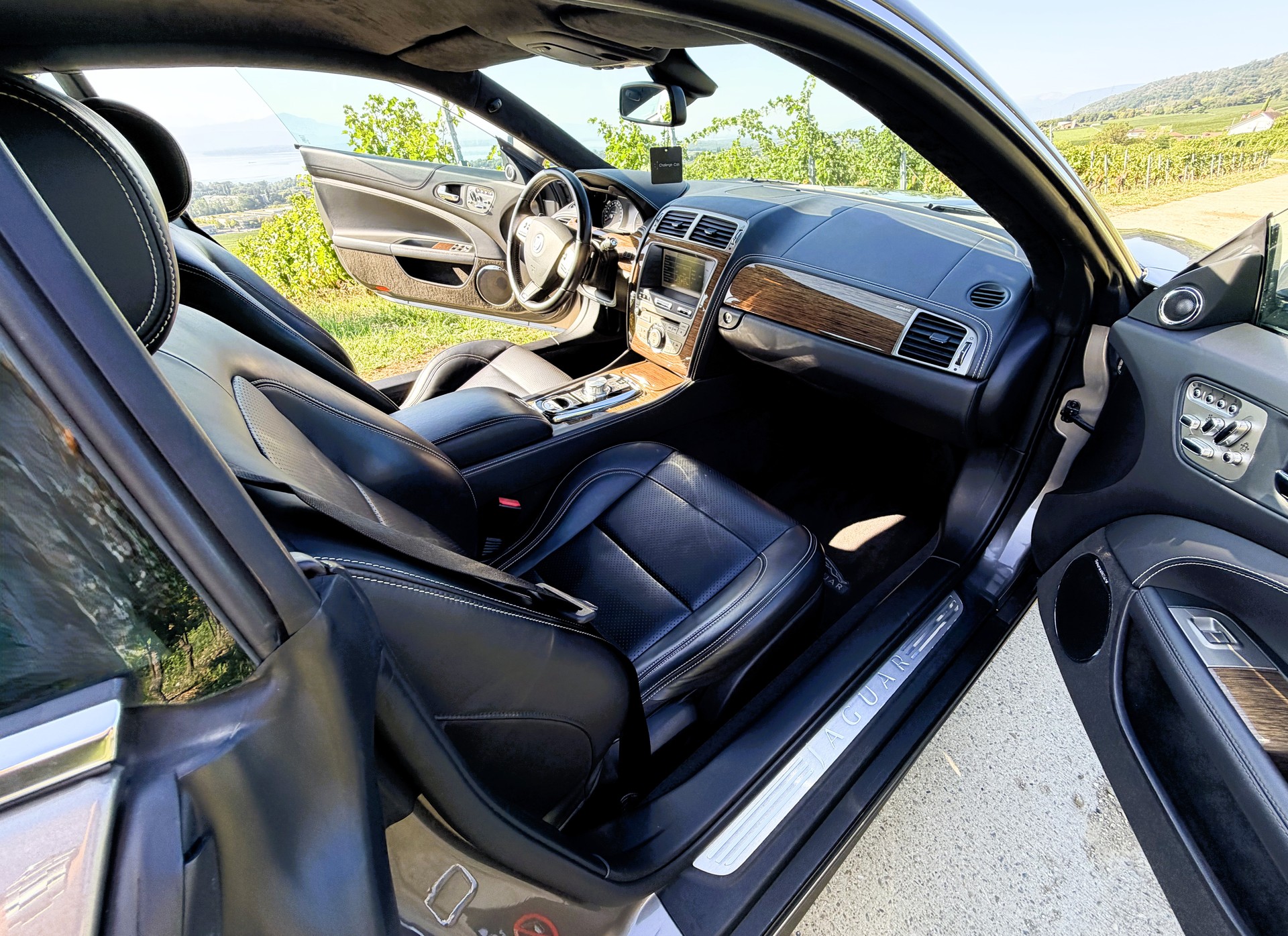 JAGUAR XKR 5.0 V8 SC Automatic-image-16