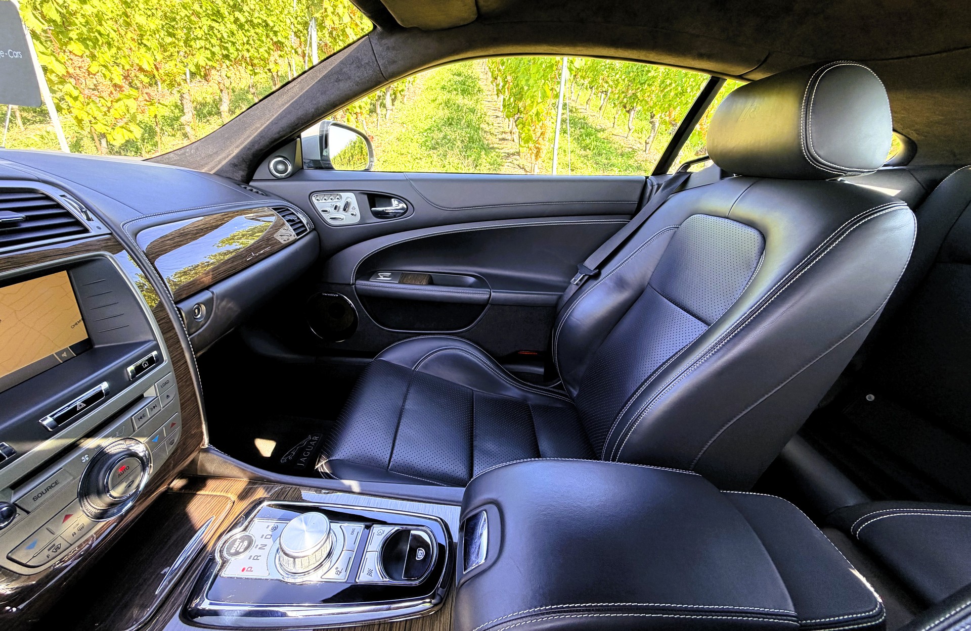 JAGUAR XKR 5.0 V8 SC Automatic-image-21
