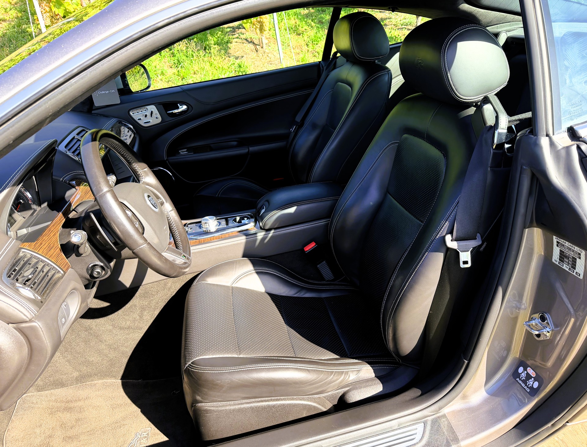 JAGUAR XKR 5.0 V8 SC Automatic-image-14