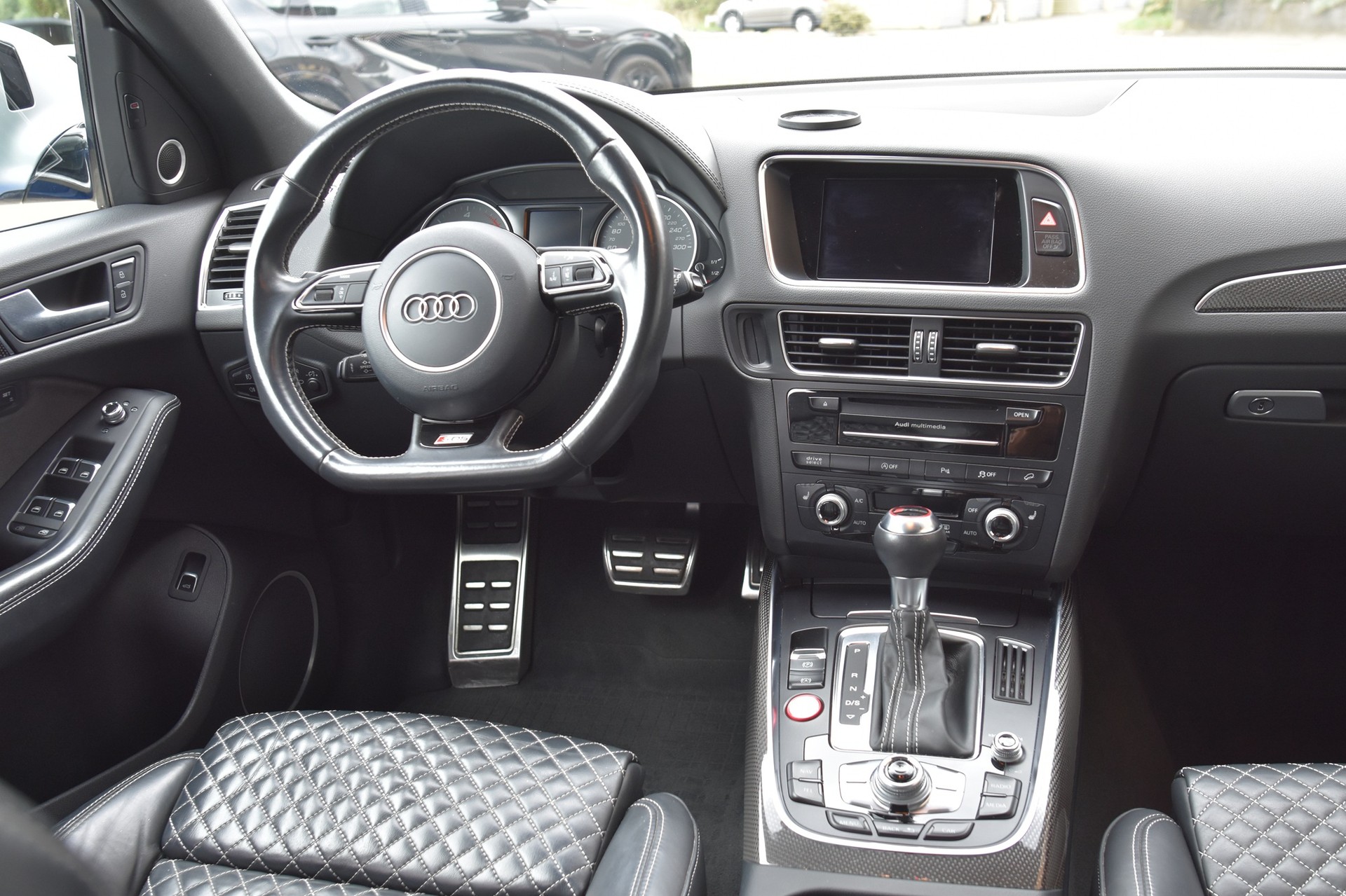 AUDI SQ5 3.0 TDI plus quattro tiptronic-image-6