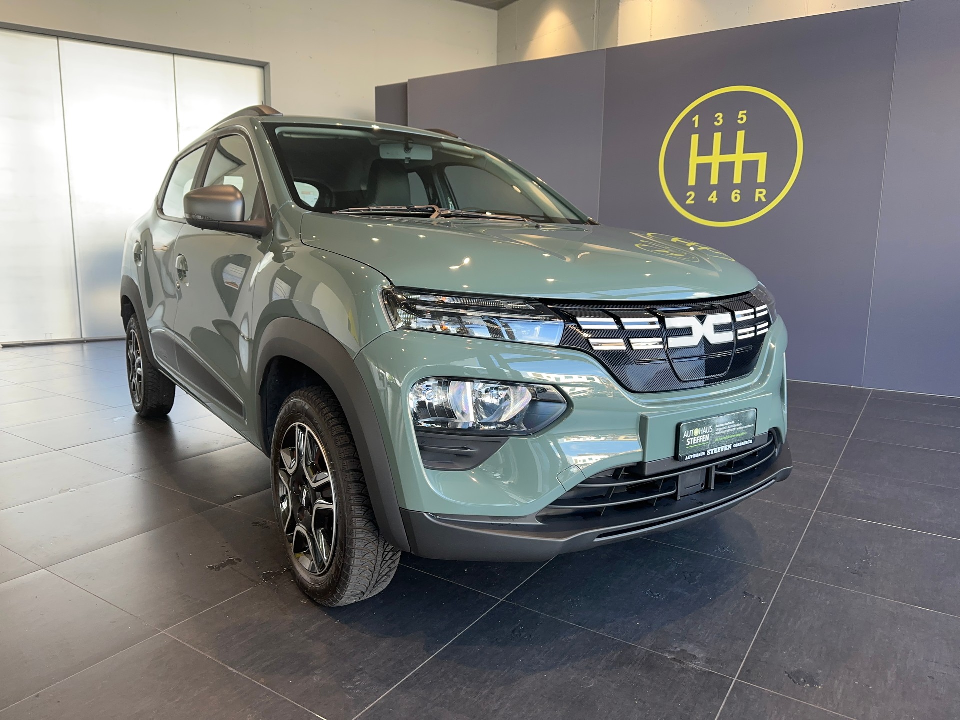 DACIA Spring 27 kWh Expression-image-1