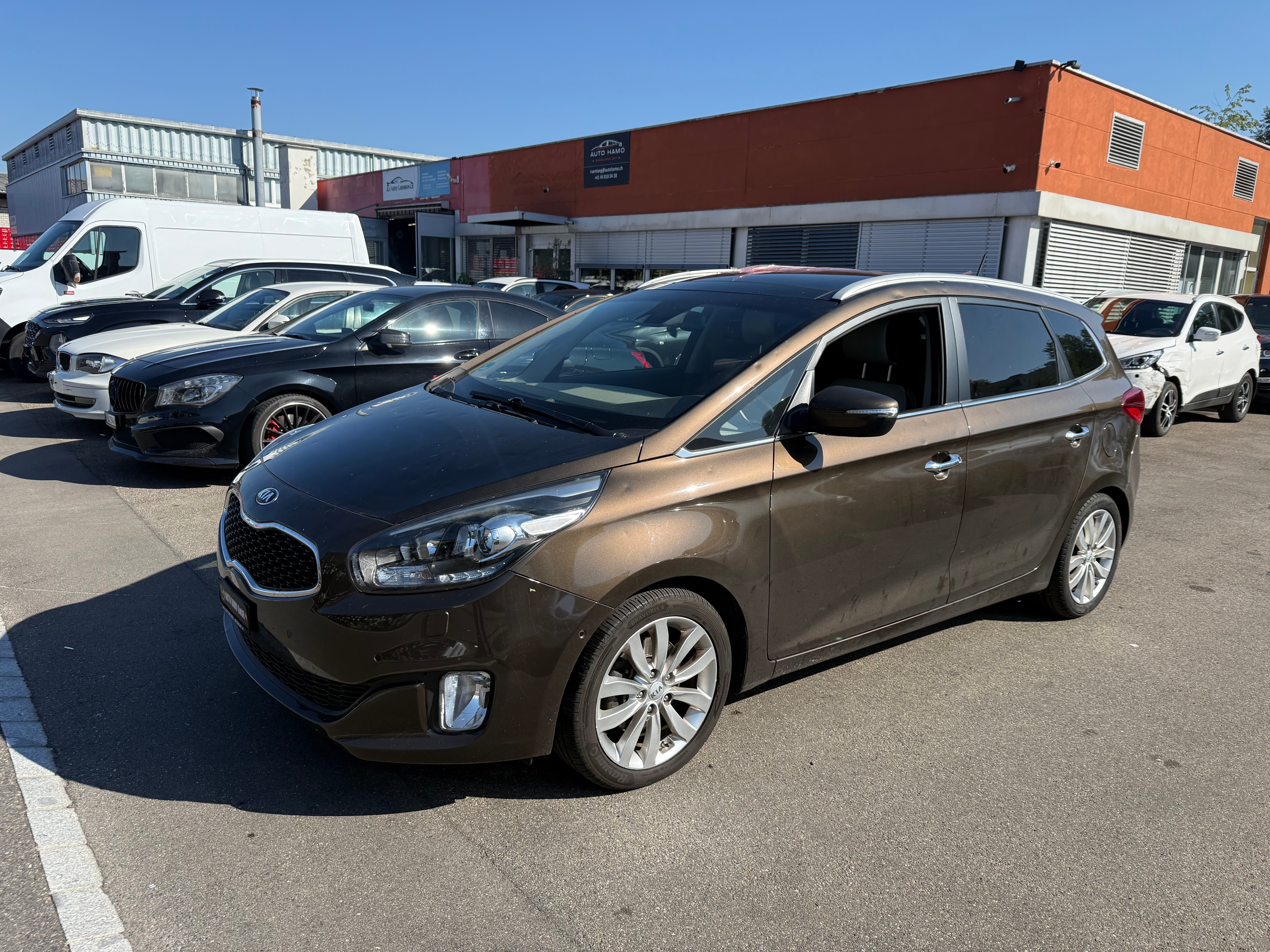 KIA Carens 1.7 CRDi Trend DCT — slika 1