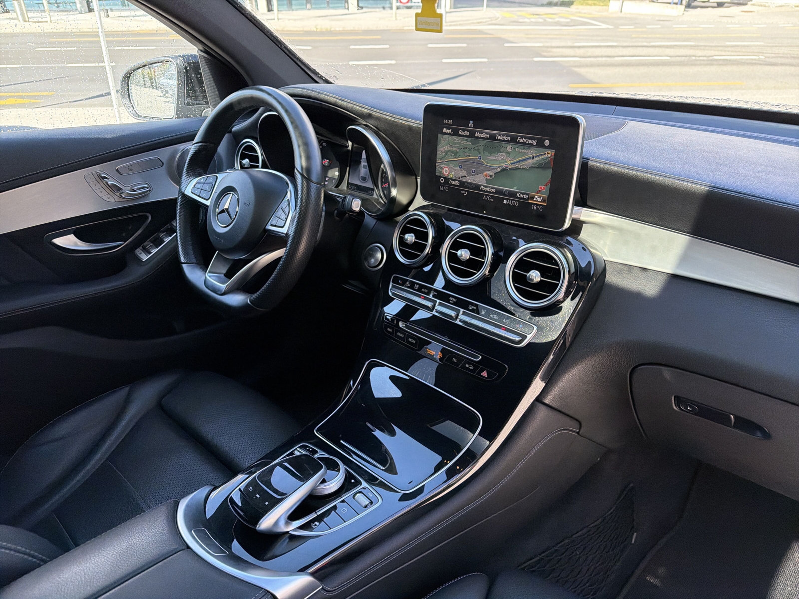 MERCEDES-BENZ GLC Coupé 350 e AMG 4Mat-image-21