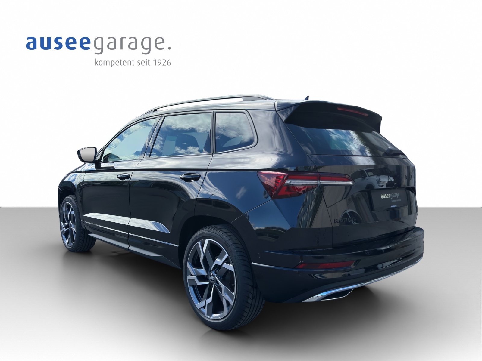 SKODA Karoq 2.0 TSI SportLine 4x4 DSG-image-2