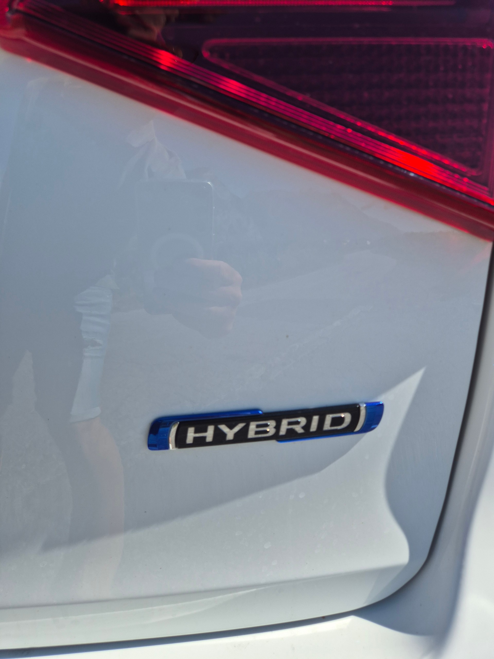 SUZUKI Vitara 1.5 Hybrid Edition 35 4x4 AGS-image-17