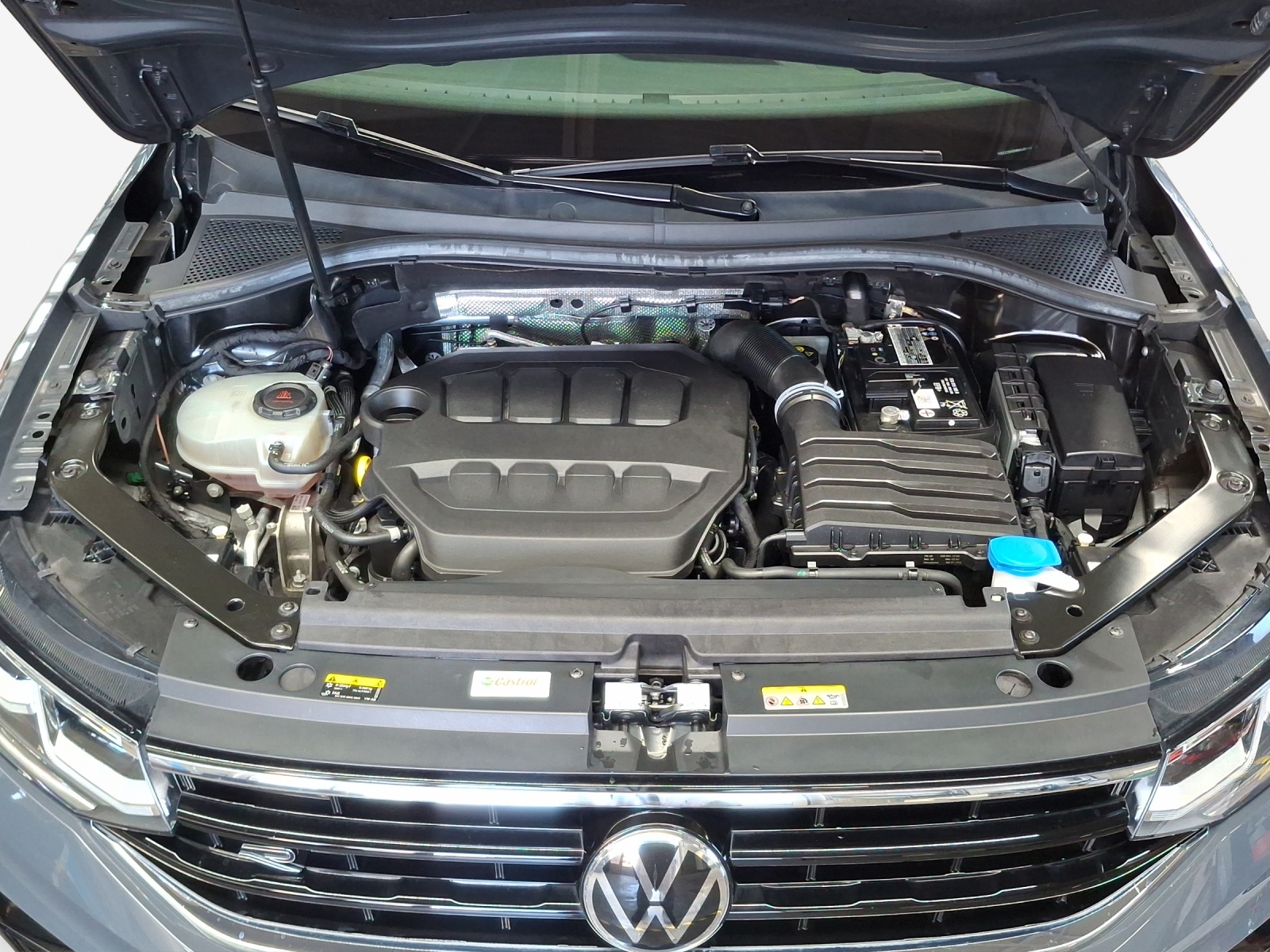 VW Tiguan 2.0TSI R-Line 4Motion DSG-image-15