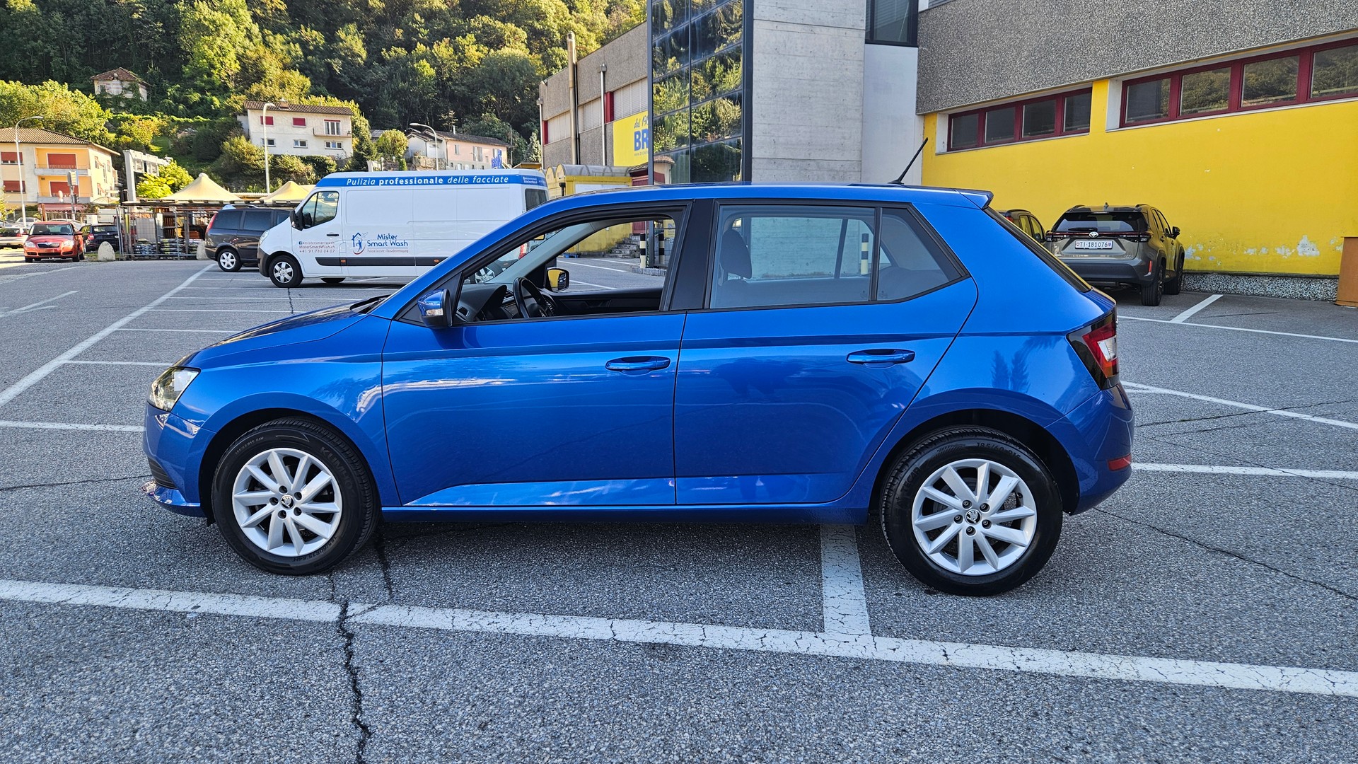 SKODA Fabia 1.0 MPI Active-image-1