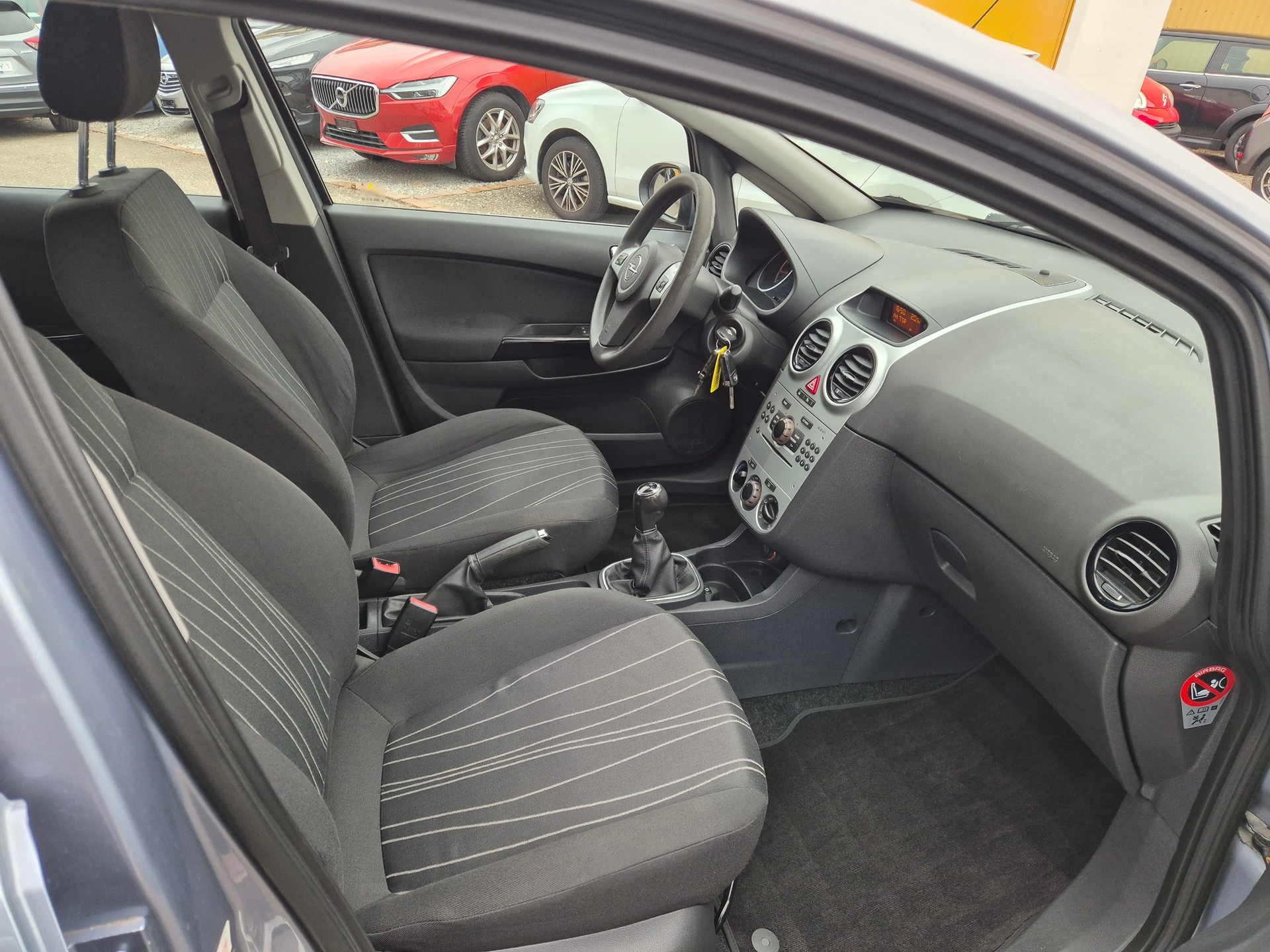 OPEL Corsa 1.2 TP Enjoy-image-6