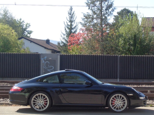 PORSCHE CARRERA S-image-12