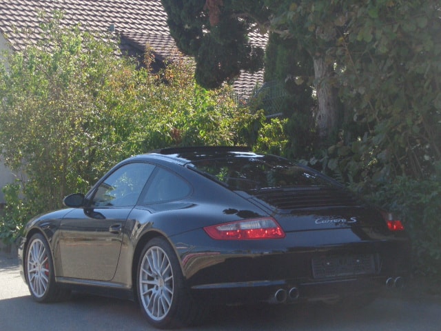 PORSCHE CARRERA S-image-2