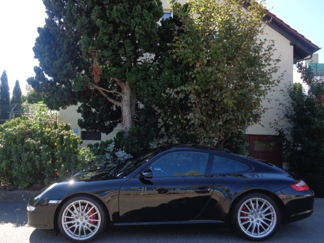PORSCHE CARRERA S-image-1