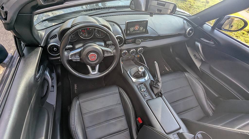 FIAT 124 Spider 1.4 TB Lusso-image-2