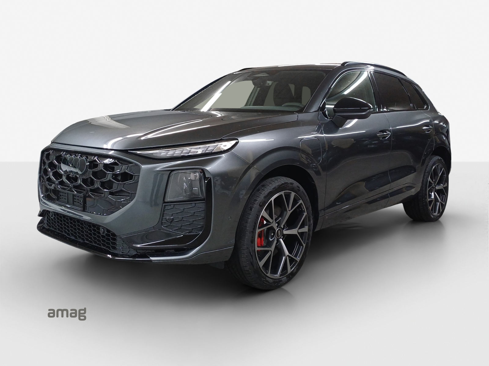 AUDI Q3 SUV e-hybrid 200 kW S tronig-image-0