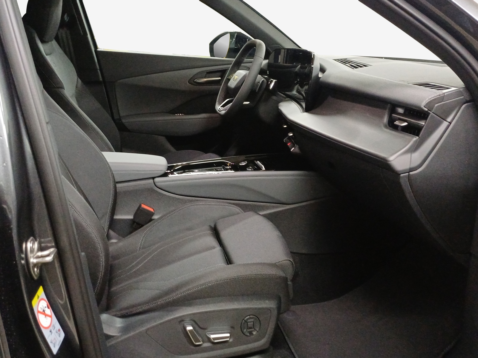 AUDI Q3 SUV e-hybrid 200 kW S tronig-image-13