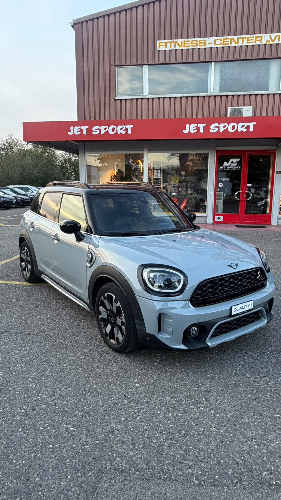 MINI Countryman Cooper SE Untamed Edition ALL4 PHEV Steptronic-image-1